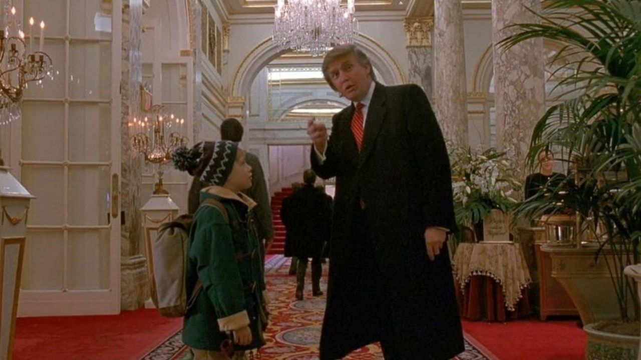 Ator de Esqueceram de Mim quer tirar Donald Trump do filme, quase 30 anos depois
