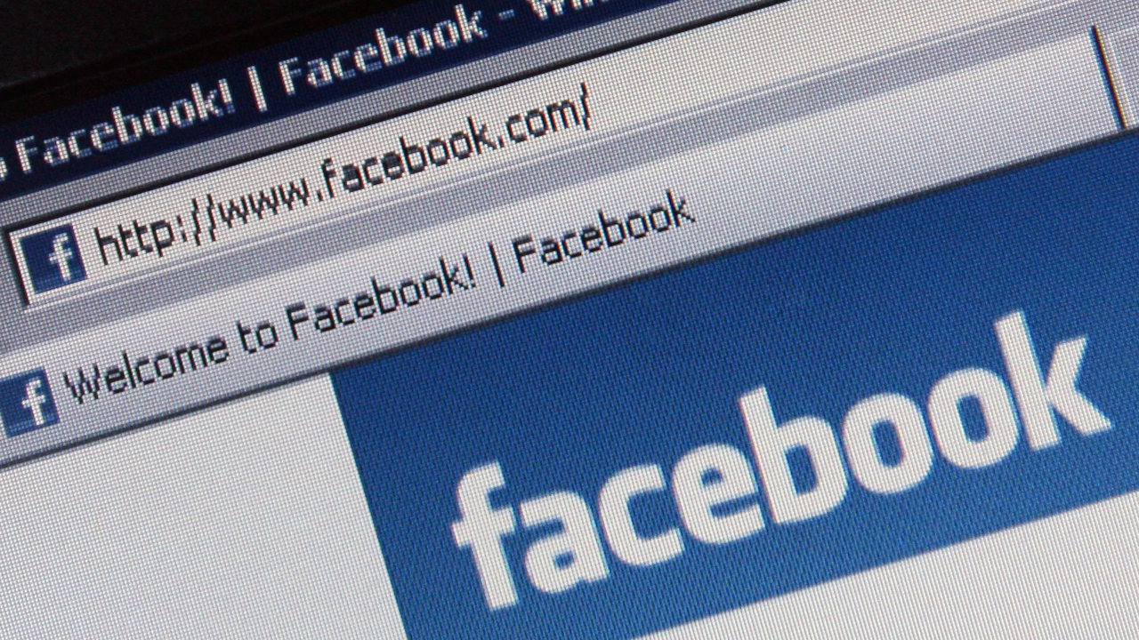 O curioso motivo pelo qual o Facebook é azul