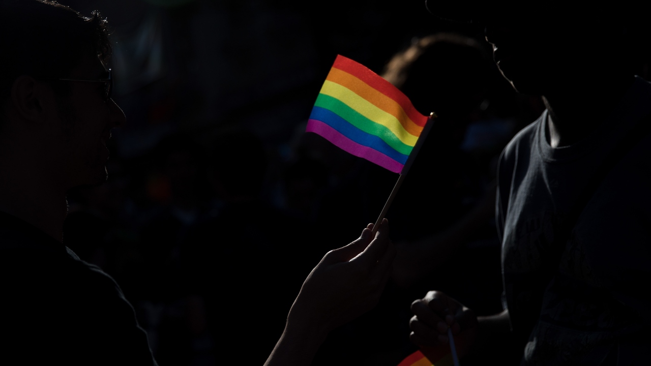 Em 1996, um estudo tentou descobrir de onde vem a homofobia