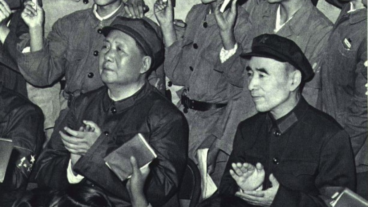 Entenda o que foi a ‘Revolução Cultural’ na China