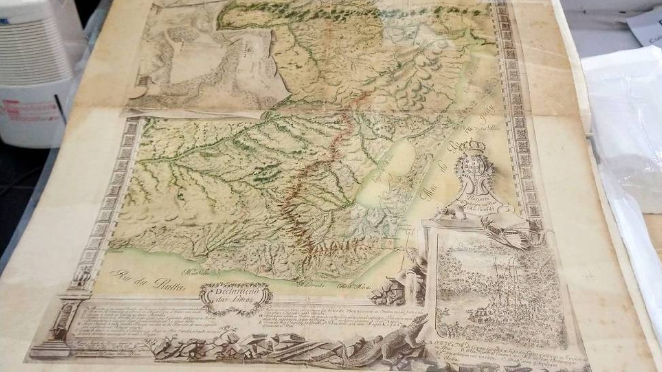 Mapa do século 18 é encontrado em biblioteca de Petrópolis