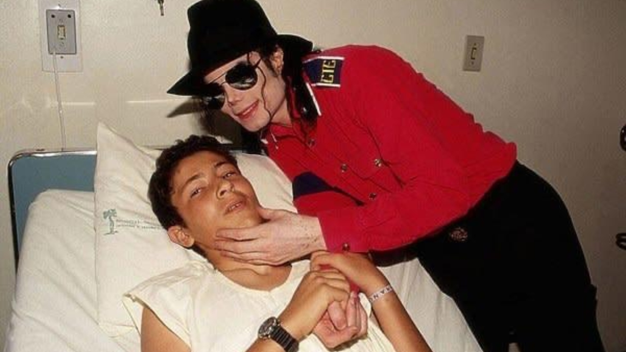 Há 30 anos, brasileiro era atropelado por van e recebia visita de Michael Jackson