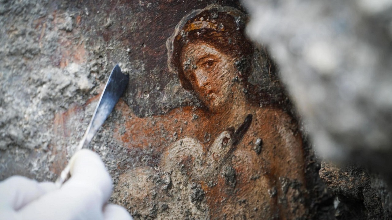Leda e o cisne: Relembre o afresco sensual encontrado em Pompeia