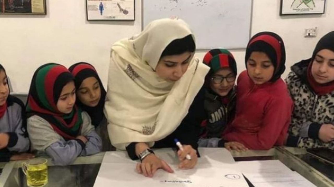 Pashtana Durrani, a ativista que não abaixou a cabeça para o Talibã