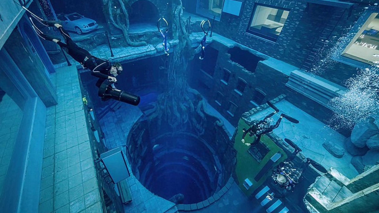 A impressionante Deep Dive Dubai, piscina mais profunda do mundo