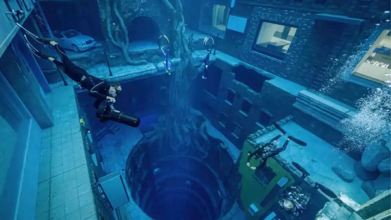 Como é a piscina de mergulho mais profunda do mundo