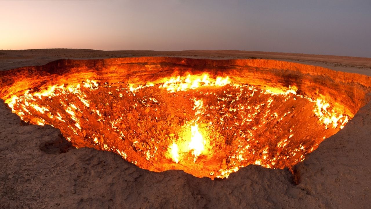 Queimando há décadas: O que explica a misteriosa ‘porta do Inferno’