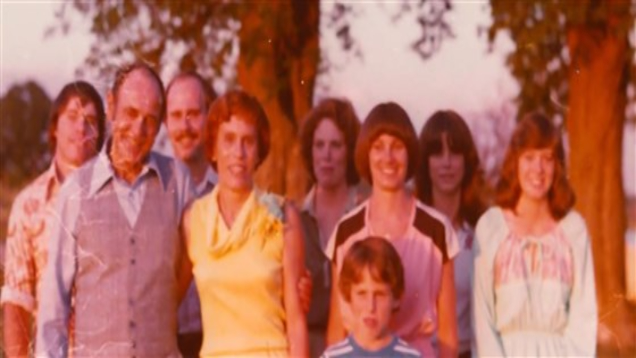 Steve Lickteig, o homem que descobriu que sua irmã era, na verdade, sua mãe