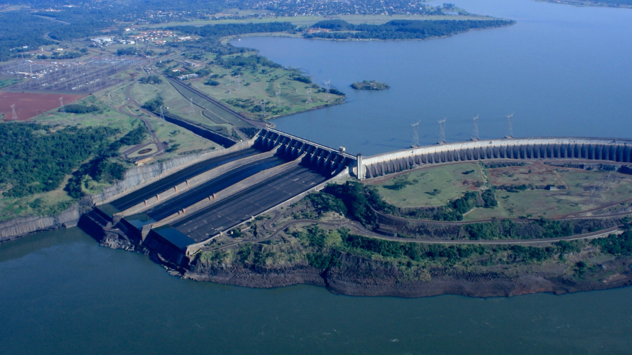 Água e crise: Como a exploração da hidroeletricidade também trouxe a dependência das chuvas