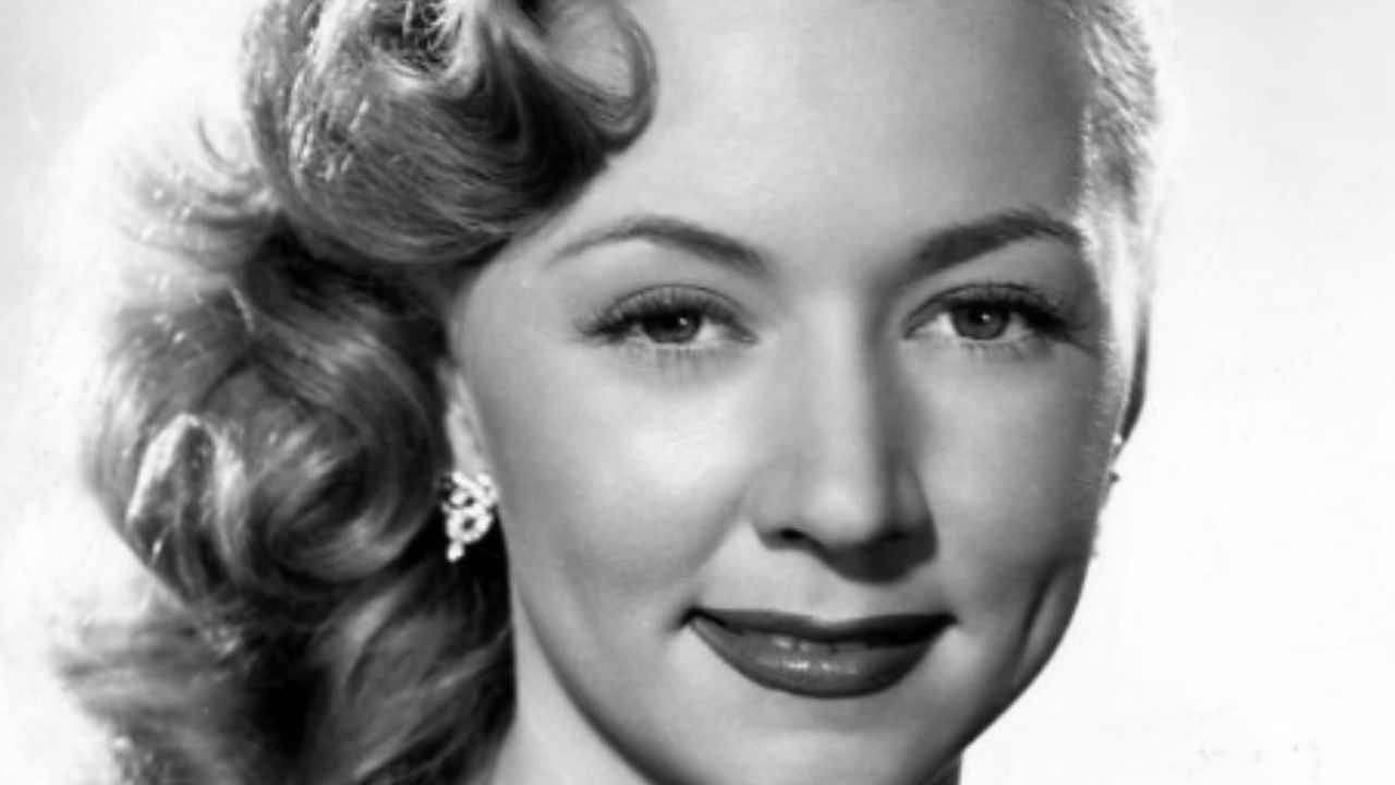 Romance com o próprio enteado e obsessão estética: a conturbada carreira de Gloria Grahame