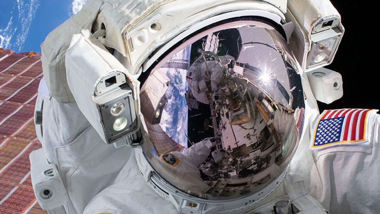 Astronautas estão em quarentena para se proteger do coronavírus, diz NASA