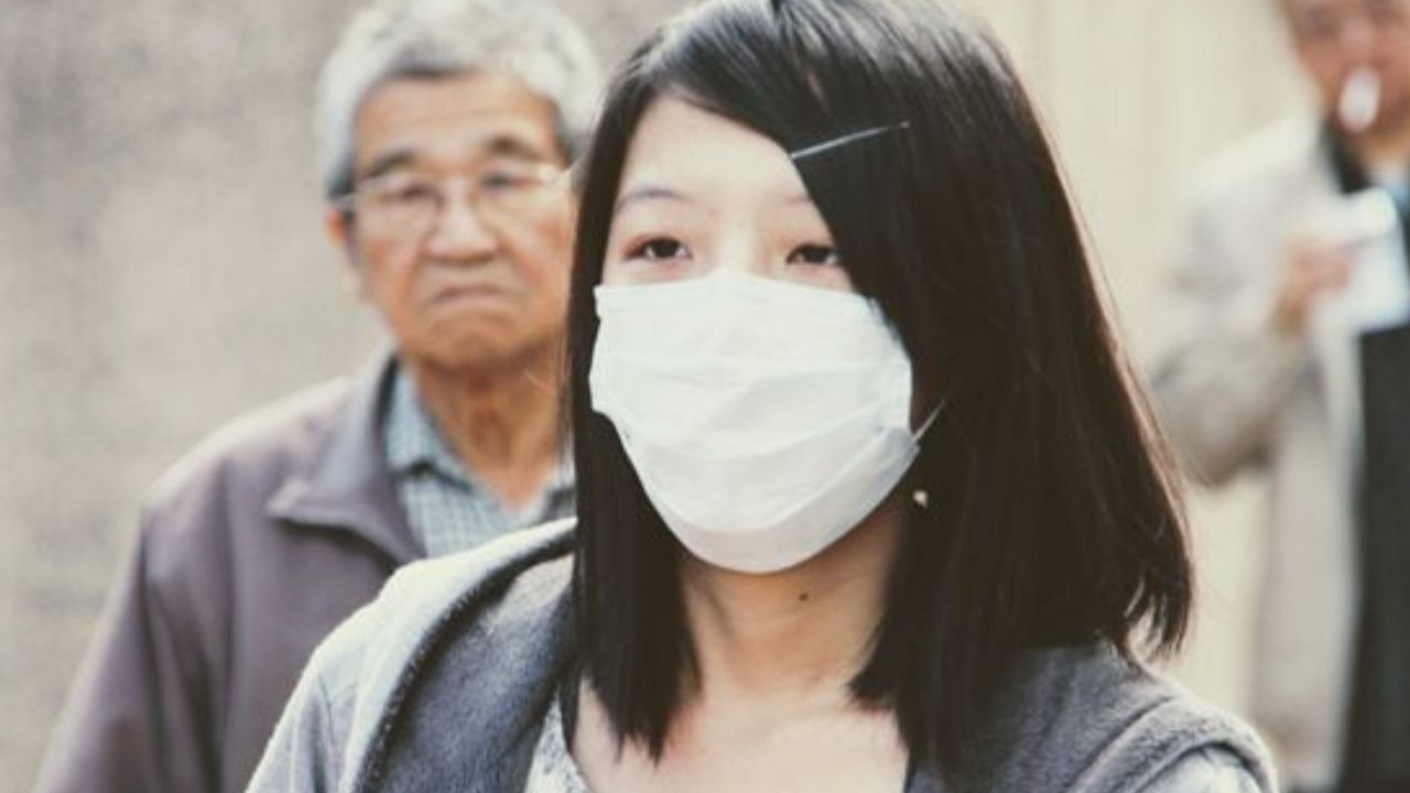 No Japão, mulher é infectada por homem que pretendia espalhar coronavírus
