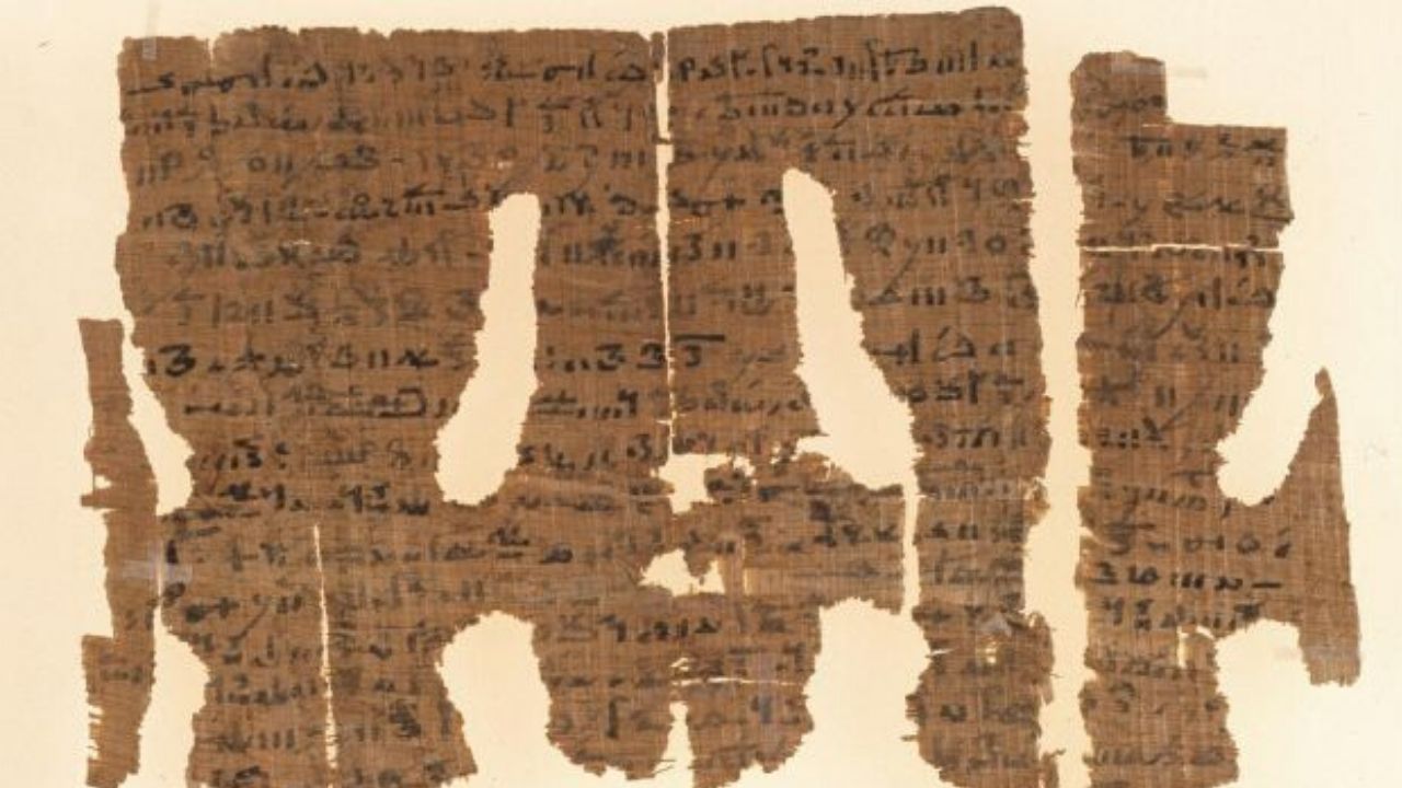 Papiro de 1.800 anos revela feitiço erótico do Egito Antigo