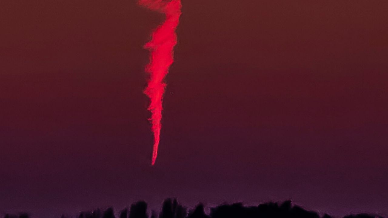 Misterioso redemoinho flamejante é avistado na Inglaterra