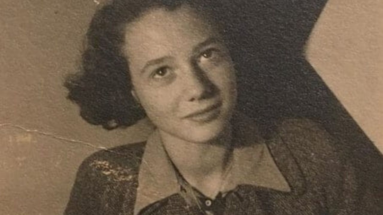 Dita Kraus, a triste saga da judia que clandestinamente se tornou a bibliotecária de Auschwitz