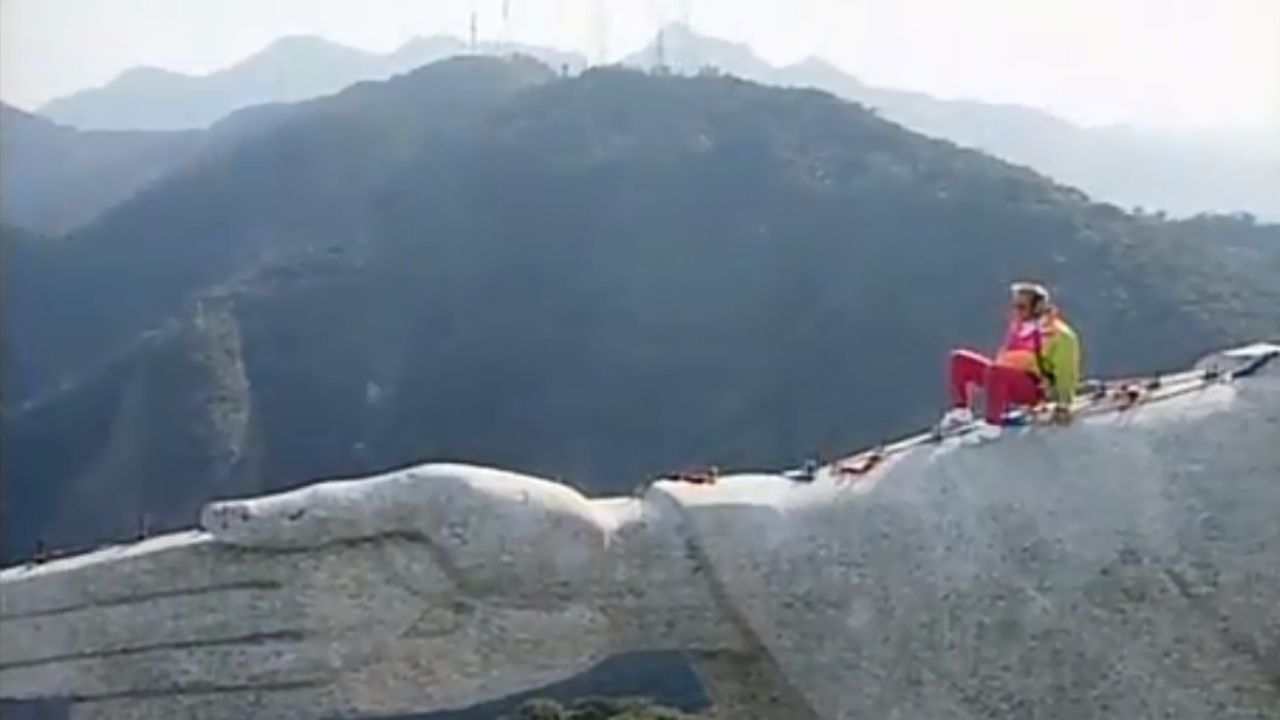Didi nas alturas: o dia em que Renato Aragão escalou a mão do Cristo Redentor