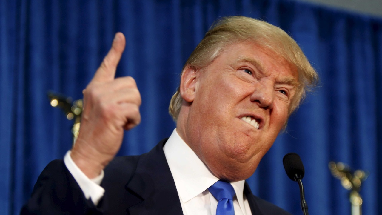 Prima distante de Donald Trump o considera um homem egoísta que roubou suas panquecas