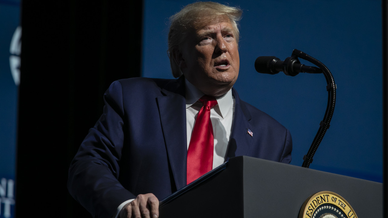 Coronavírus: Trump está acompanhando o que chama de “surto sério” no Brasil