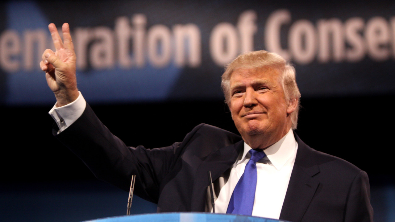 Em coletiva de imprensa, Donald Trump afirma que Bolsonaro é seu aliado número um