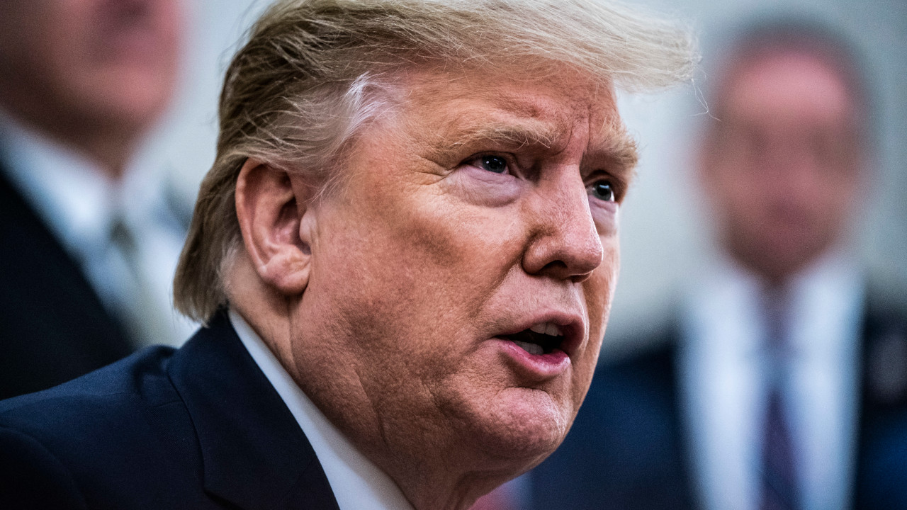 Homem pode ser condenado por causar convulsão em jornalista que criticou Donald Trump