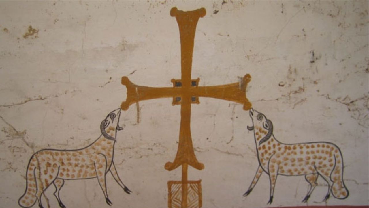 Em meio à pandemia, Egito anuncia impressionante descoberta de cemitério da Era Romana