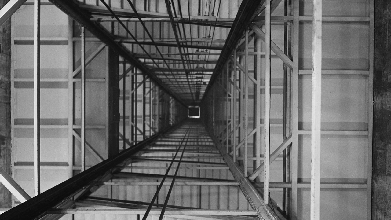 41 horas preso no elevador: a agoniante história de Nicholas White