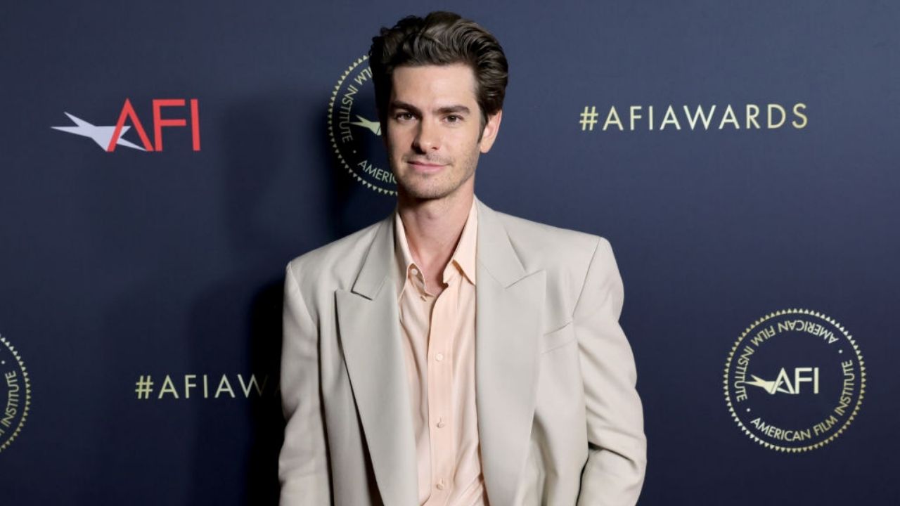 Andrew Garfield sobre heterossexuais interpretarem gays: ‘Imaginação empática’