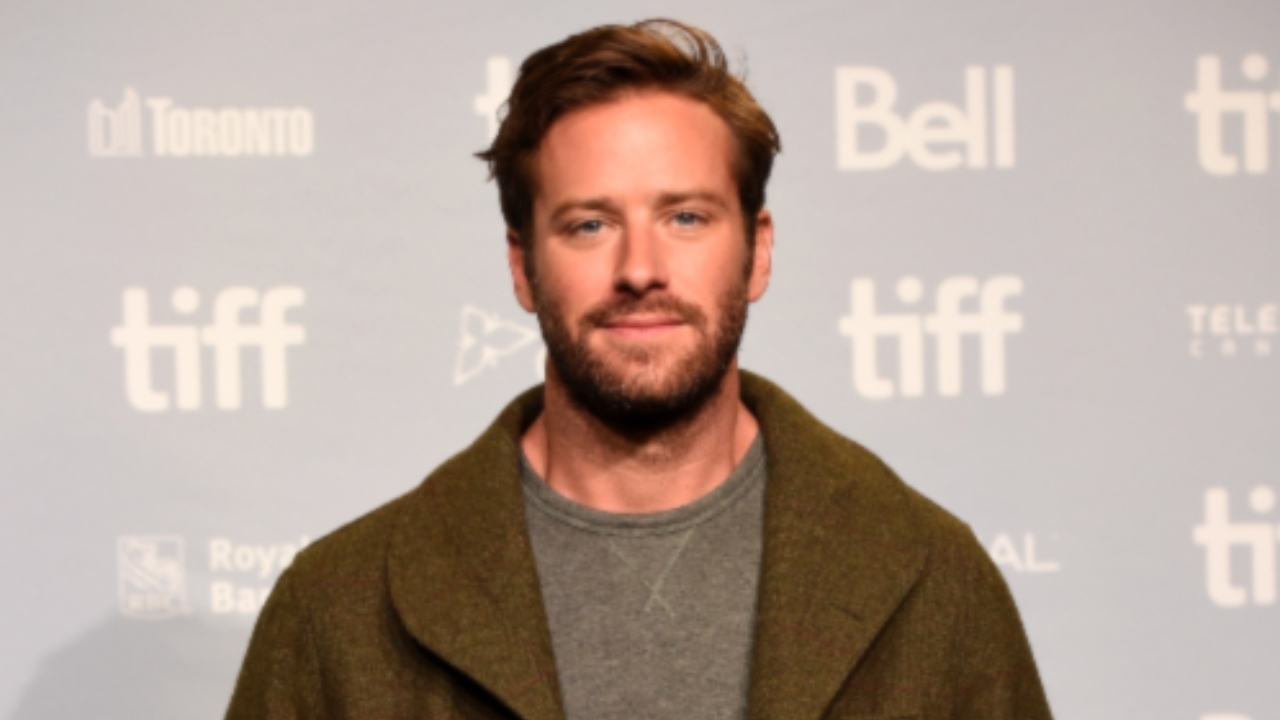 Armie Hammer: produção do Discovery+ irá retratar supostos crimes envolvendo o ator e família