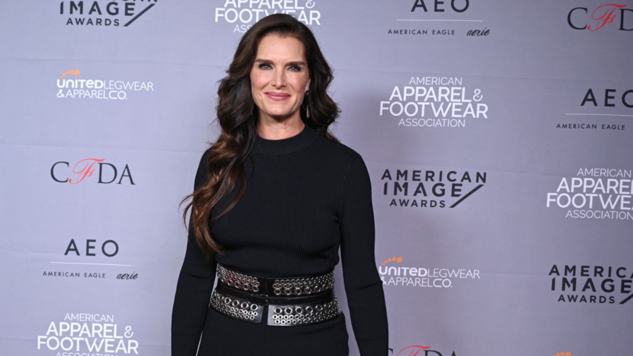 Brooke Shields revela ter sido ignorada por filho de presidente após encontro