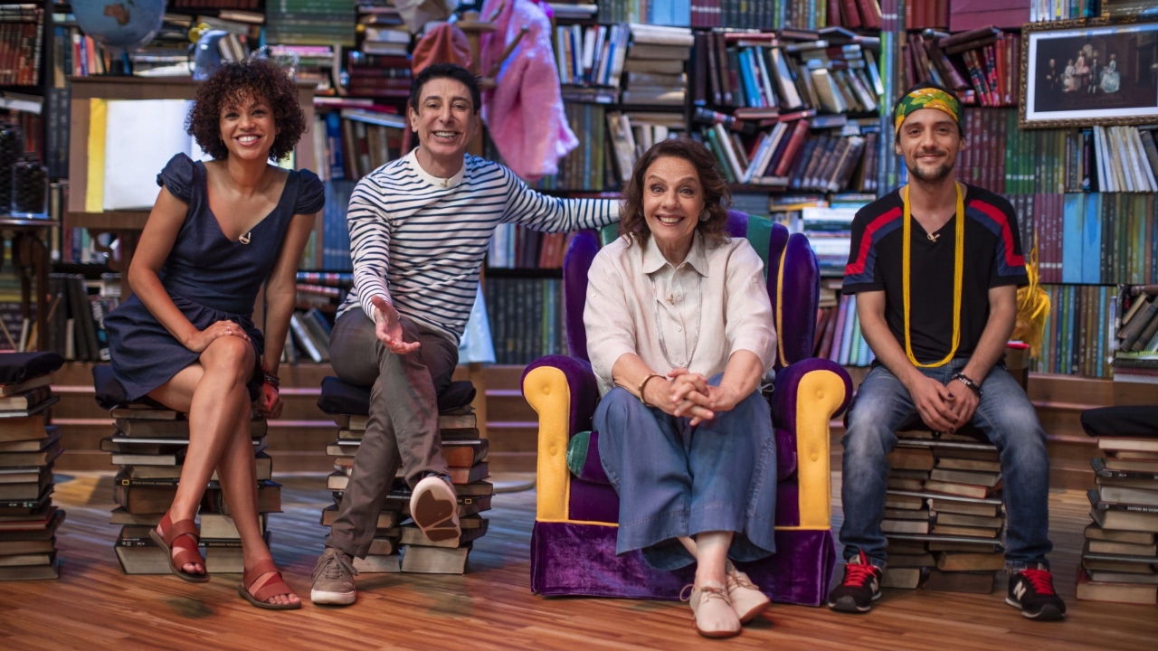 Elenco de ‘Castelo Rá-Tim-Bum’ é surpreendido com homenagem para Sérgio Mamberti