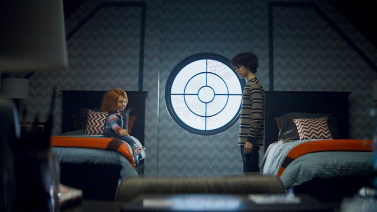 Chucky: Seriado revela que filho do boneco assassino é gênero fluido