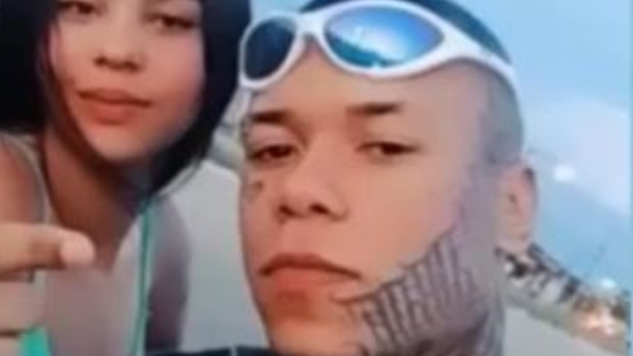 Homem que tatuou rosto de ex-namorada à força é denunciado por Ministério Público