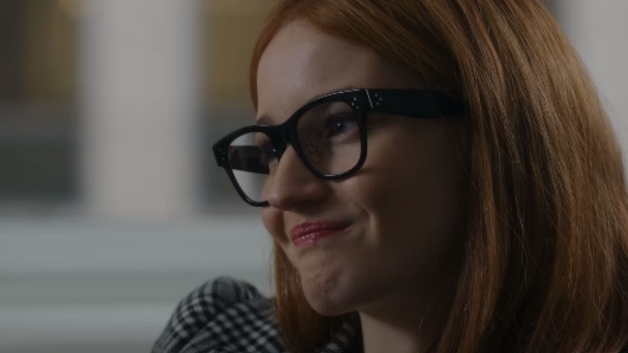 Anna Sorokin revela se atriz conseguiu imitar seu sotaque em série da Netflix