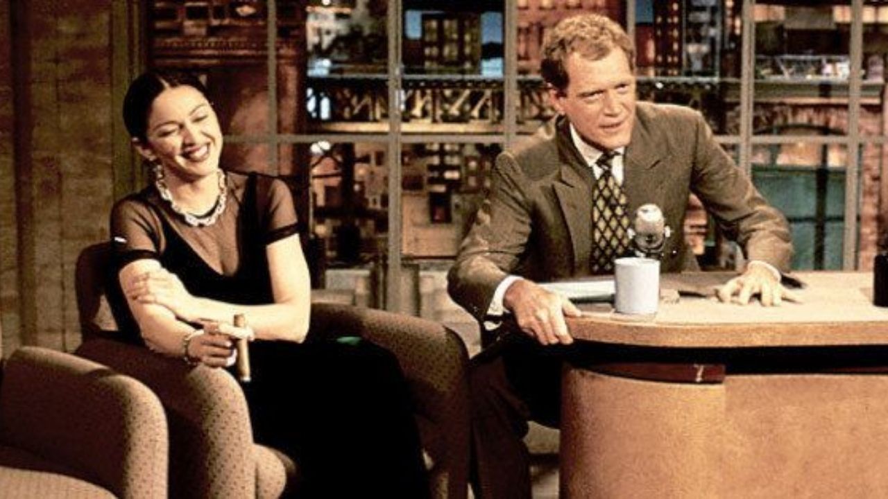 Calcinha como presente, charuto e palavrões: A cômica entrevista de David Letterman com Madonna