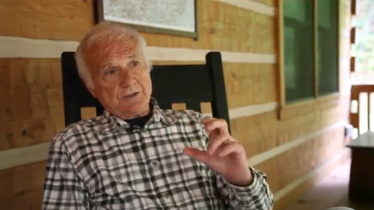 O ex-padre que virou ator de filmes adultos: ‘Experiência libertadora’