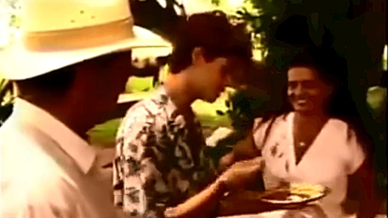 Cena de Jove comendo carne na primeira versão de Pantanal viraliza entre internautas