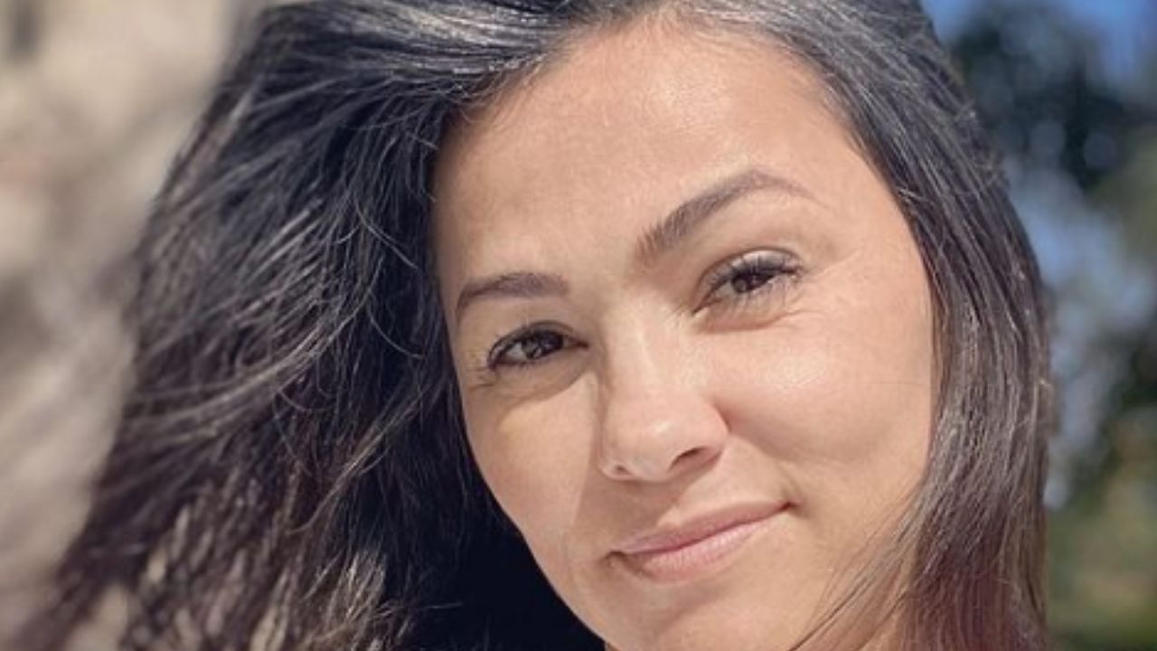 Em entrevista, Suzana Alves fala sobre escolha de assumir os cabelos brancos