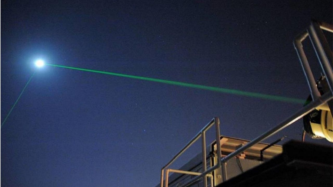 Pesquisadores testam refletores deixados na Lua durante missões espaciais