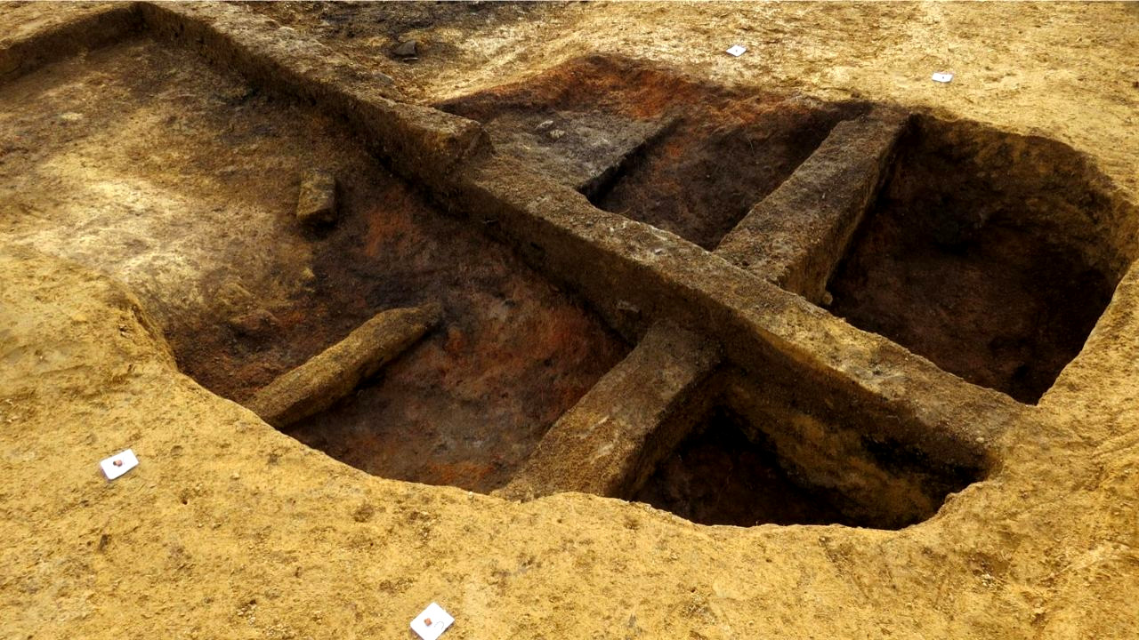 Pesquisadores descobrem necrópole e habitat neolítico com mais de 8 mil anos na França