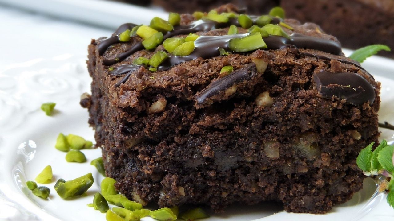 Por engano, mulher leva brownie feito de maconha para lar de idosos