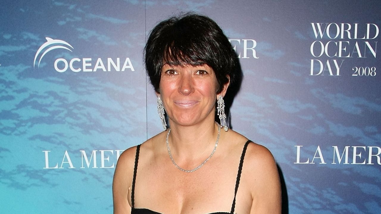 Após ser condenada, Ghislaine Maxwell pede novo julgamento