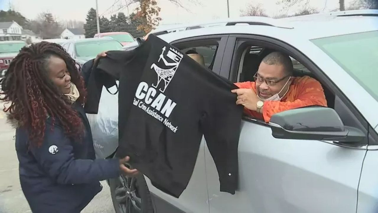 Homem é libertado após 26 anos de falsa condenação nos EUA
