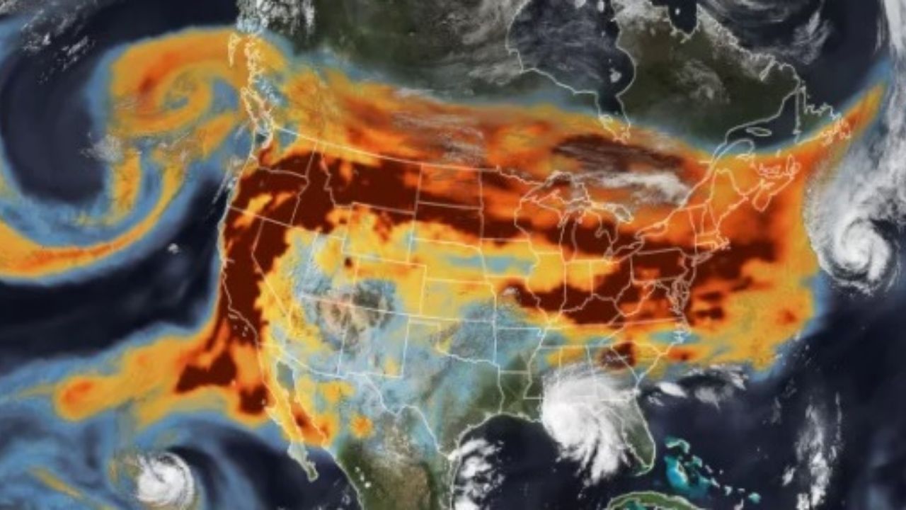 Imagem de satélite da NASA registra impressionante colisão de fumaça e ciclones
