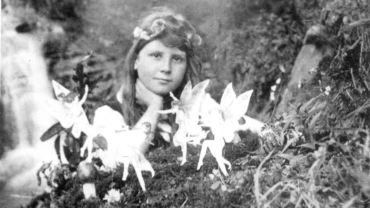 Cottingley Fairies: A incrível saga das jovens que convenceram o mundo que brincavam com fadas