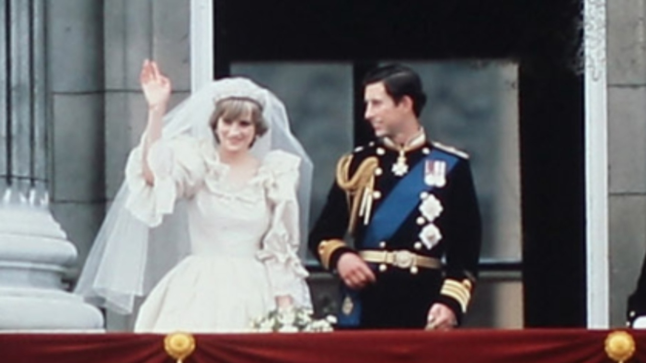 Início de um pesadelo: Há exatos 40 anos, Diana se casava com Charles, o primogênito de Elizabeth II
