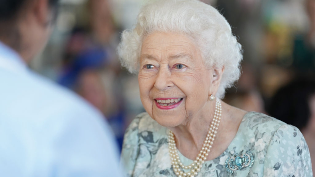 Cozinheiro real revela reação da rainha Elizabeth II ao encontrar lesma em prato