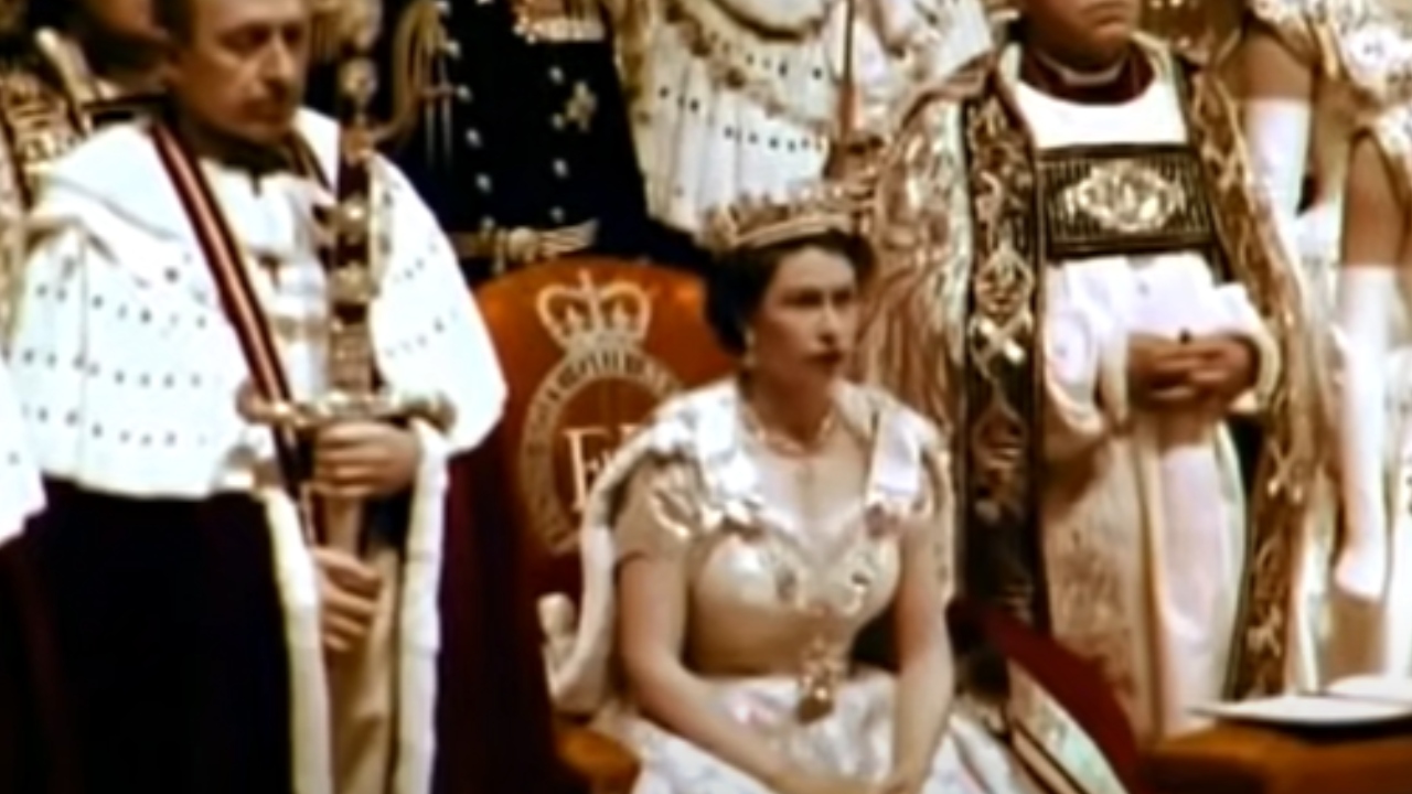 Como Elizabeth II descobriu que se tornaria rainha, há 70 anos