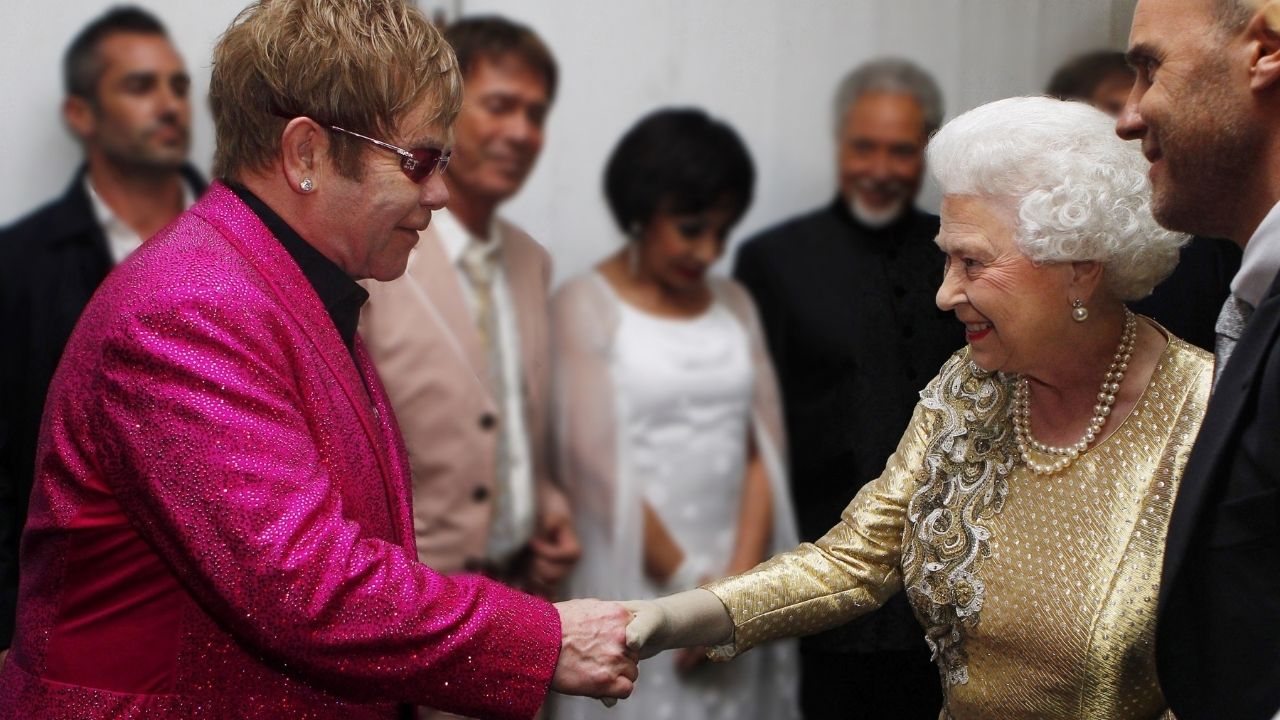 Suposta separação de briga e divórcio: As revelações de Elton John sobre Elizabeth II e Diana