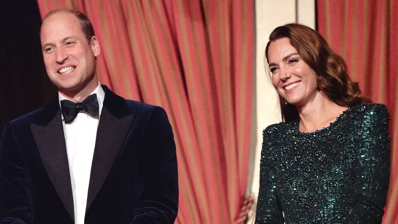 William e Kate compartilham cartão de Natal da família