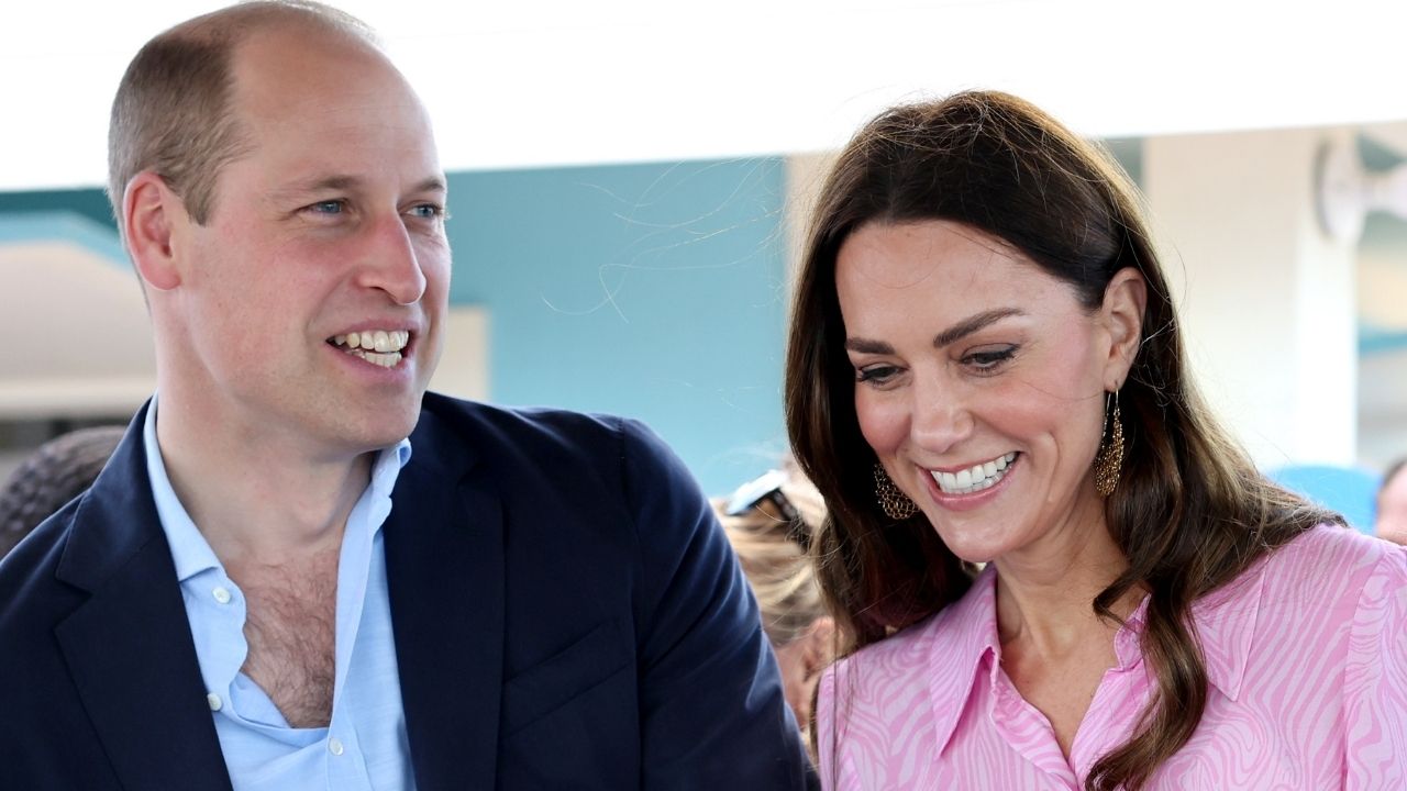 William e Kate estariam com ‘remorso’, após protestos em viagem